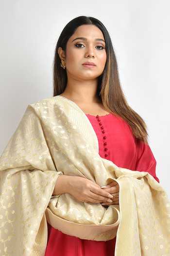 Suman Nathwani_Red Pure Silk Chanderi Anarkali Set_at_Aza_Fashions