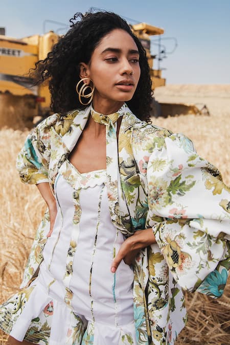 Shop The Iaso White Polyester Satin Floral Lapel Collar Riona Print Blazer Online at Aza Fashions Shop_The Iaso_White Polyester Satin Floral Lapel Collar Riona Print Blazer _Online_at_Aza_Fashions