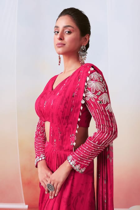 Buy_ISHA GUPTA TAYAL_Pink Georgette Floral V Neck Printed Pre-draped Saree With Blouse _Online_at_Aza_Fashions