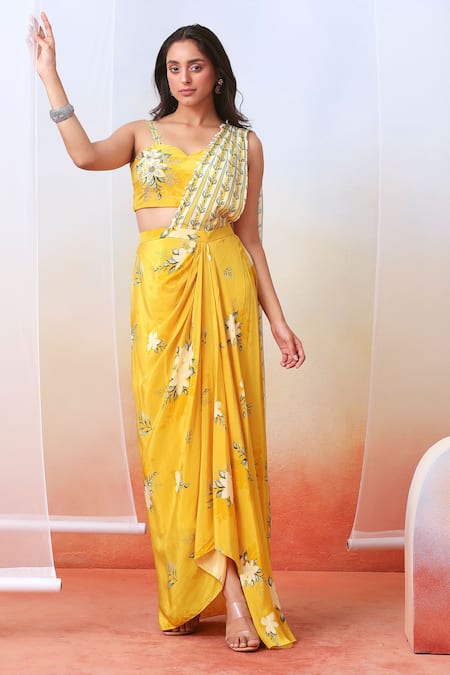 Isha Gupta Tayal Printed Pre-Draped Saree With Blouse 