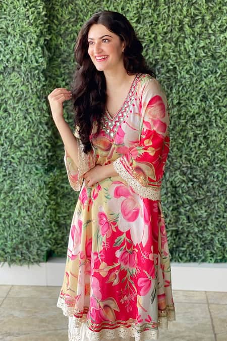 Gopi Vaid Floral Print Kurta Set 