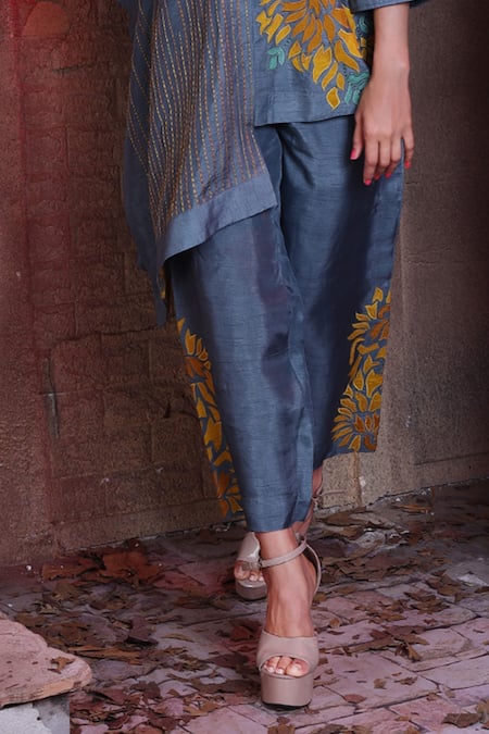 Buy Sunita Nagi Green Silk Applique, Embroidery V-neck Asymmetric Top And Pant Set Online at Aza Fashions Buy_Sunita Nagi_Green Silk Applique, Embroidery V-neck Asymmetric Top And Pant Set _Online_at_Aza_Fashions