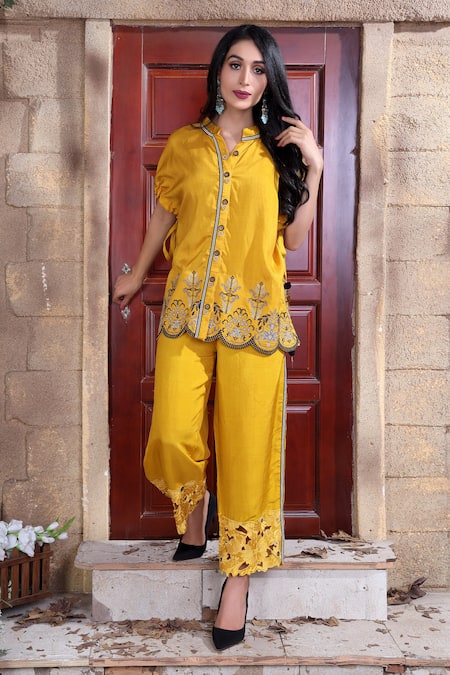 Sunita Nagi_Yellow Dupion Silk Embroidered Cross Stitch Thread Placement Top And Pant Set _Online_at_Aza_Fashions