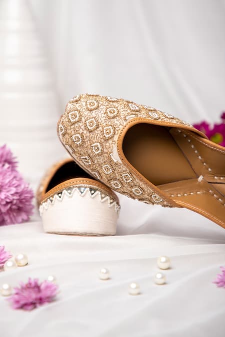 Label Deepti Bajaj Pearl Embroidered Silk Juttis 