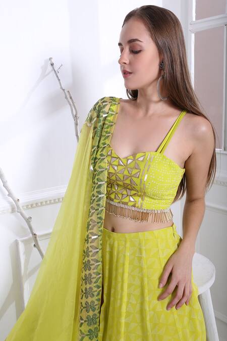 Shop Pooja Rajgarhia Gupta Green Organza, Georgette Sweetheart Neck Printed Lehenga Set Online at Aza Fashions Shop_Pooja Rajgarhia Gupta_Green Organza, Georgette Sweetheart Neck Printed Lehenga Set _Online_at_Aza_Fashions