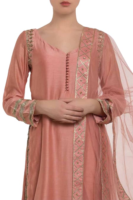 Neha Khullar_Peach Mukaish Embroidered Kurta Set _Online_at_Aza_Fashions