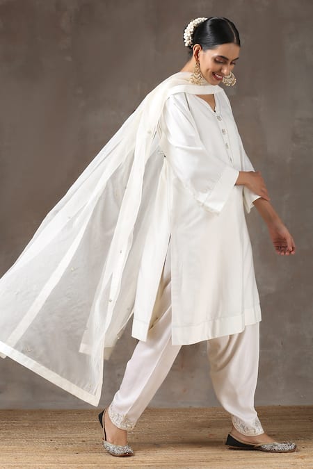 Kanika Sharma_White Tussar, Satin, Embroidery Kurta Set_Online_at_Aza_Fashions