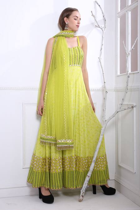 Pooja Rajgarhia Gupta Green Net, Georgette Leaf Neck Printed Anarkali With Dupatta Online at Aza Fashions Pooja Rajgarhia Gupta_Green Net, Georgette Leaf Neck Printed Anarkali With Dupatta _Online_at_Aza_Fashions