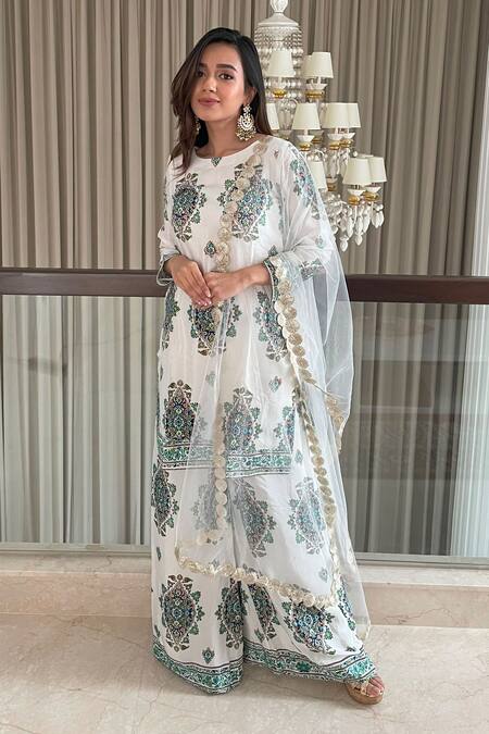Shop Palak & Mehak White Crepe Printed Block Boat Neck Kurta Set Online at Aza Fashions Shop_Palak & Mehak_White Crepe Printed Block Boat Neck Kurta Set _Online_at_Aza_Fashions
