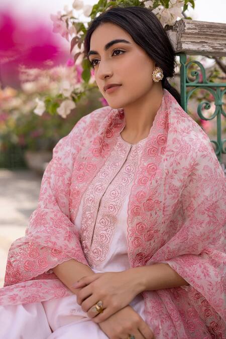 Shop Chhaya Mehrotra Pink Kurta Handwoven Chanderi Pants Cotton Dupatta Silk Organza Round Set Online at Aza Fashions Shop_Chhaya Mehrotra_Pink Kurta Handwoven Chanderi Pants Cotton Dupatta Silk Organza Round Set _Online_at_Aza_Fashions