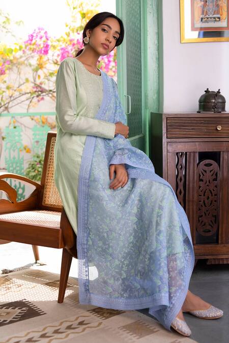 Chhaya Mehrotra Green Kurta Handwoven Chanderi Pants Cotton Dupatta Silk Organza Round Set Online at Aza Fashions Chhaya Mehrotra_Green Kurta Handwoven Chanderi Pants Cotton Dupatta Silk Organza Round Set _Online_at_Aza_Fashions
