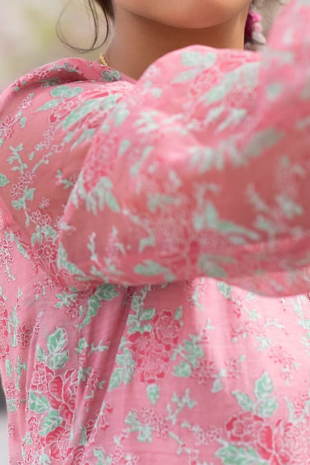 Chhaya Mehrotra Pink Anarkali Handwoven Chanderi Salwar Cotton Round Set at Aza Fashions Chhaya Mehrotra_Pink Anarkali Handwoven Chanderi Salwar Cotton Round Set _at_Aza_Fashions