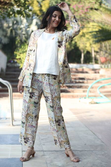 Buy_Linen Bloom_Multi Color Linen Leaf Print Blazer _Online_at_Aza_Fashions