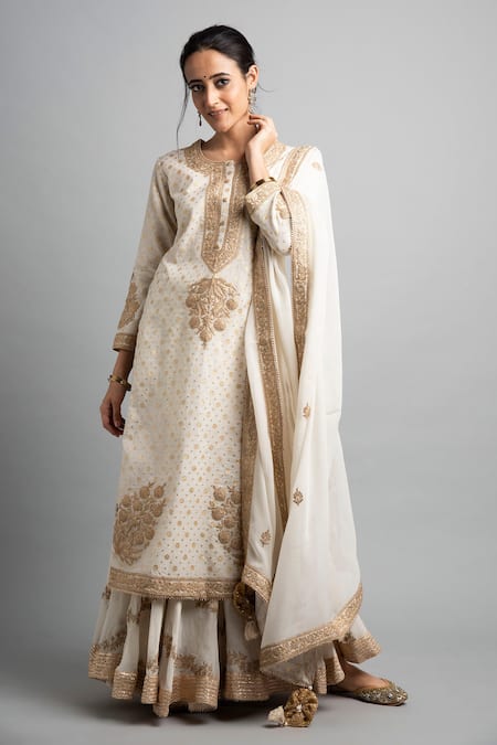 Heena Kochhar White Chanderi Kurta Gharara Set