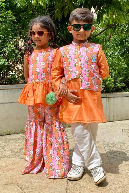 Kirti Agarwal - Pret N Couture_Pink Chanderi , , Satin, Floral Printed Bundi And Kurta Set _at_Aza_Fashions