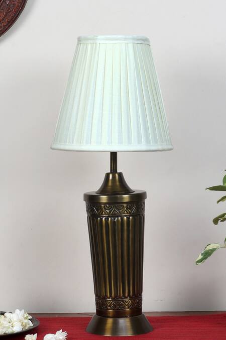 Nakshikathaa - Homeware Gold Alloy Vaishnavi Table Lamp Online at Aza Fashions Nakshikathaa - Homeware_Gold Alloy Vaishnavi Table Lamp _Online_at_Aza_Fashions