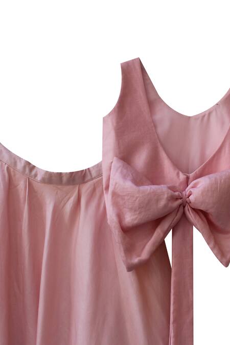 Pwn Pink Back Bow Knot Embroidered Blouse With Lehenga Online at Aza Fashions Pwn_Pink Back Bow Knot Embroidered Blouse With Lehenga _Online_at_Aza_Fashions