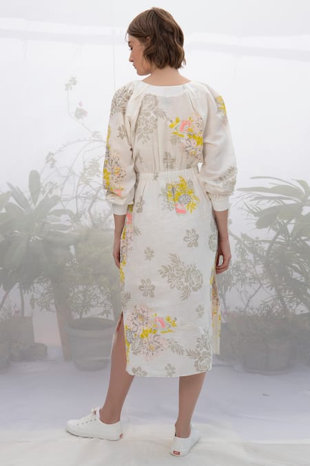Shop Arcvsh By Pallavi Singh White Linen Notched Midi Dress at Aza Fashions Shop_Arcvsh By Pallavi Singh_White Linen Notched Midi Dress _at_Aza_Fashions