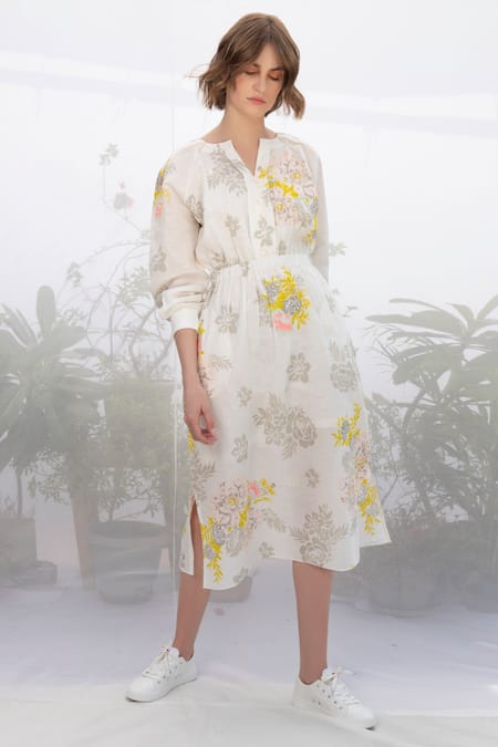 Buy Arcvsh By Pallavi Singh White Linen Notched Midi Dress Online at Aza Fashions Buy_Arcvsh By Pallavi Singh_White Linen Notched Midi Dress _Online_at_Aza_Fashions