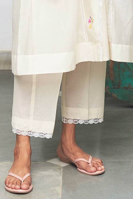 Shop Begum White Kurta Chanderi Pant And Inner Slip Cotton Mandarin & Set Online at Aza Fashions Shop_Begum_White Kurta Chanderi Pant And Inner Slip Cotton Mandarin & Set _Online_at_Aza_Fashions