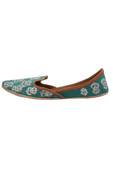 Imlee Jaipur Blue Embroidered Juttis Online at Aza Fashions Imlee Jaipur_Blue Embroidered Juttis _Online_at_Aza_Fashions