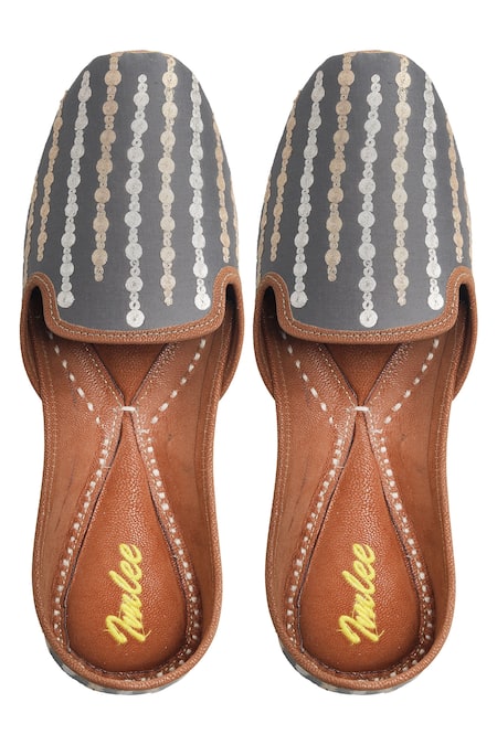 Imlee Jaipur Embroidered Juttis 