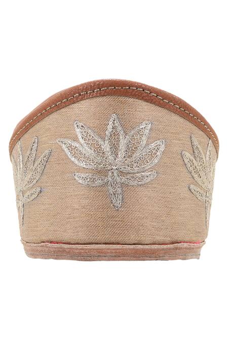 Imlee Jaipur_Gold Embroidered Juttis _at_Aza_Fashions