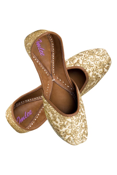 Imlee Jaipur Silk Embroidered Juttis 