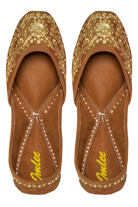Imlee Jaipur Floral Embroidered Juttis 