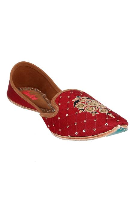 Imlee Jaipur Maroon Silk Embroidered Juttis Online at Aza Fashions Imlee Jaipur_Maroon Silk Embroidered Juttis _Online_at_Aza_Fashions
