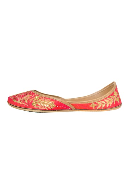 Buy_Imlee Jaipur_Pink Embroidered Silk Juttis _Online_at_Aza_Fashions