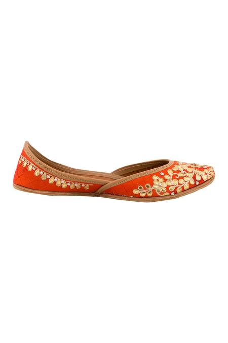 Buy_Imlee Jaipur_Orange Embroidered Silk Juttis _Online_at_Aza_Fashions