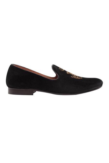 Buy Domani Black Handcrafted Velvet Loafers Online at Aza Fashions Buy_Domani_Black Handcrafted Velvet Loafers _Online_at_Aza_Fashions