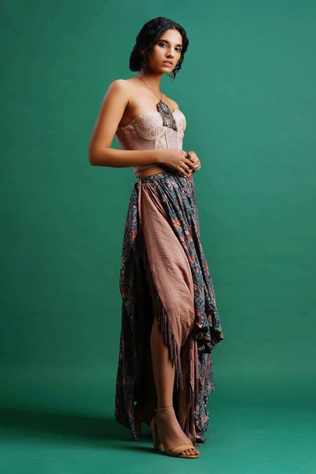 Buy Nidhi Yasha Beige Viscose Sweetheart Neck Embroidered Corset Top Online at Aza Fashions Buy_Nidhi Yasha_Beige Viscose Sweetheart Neck Embroidered Corset Top _Online_at_Aza_Fashions