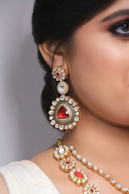 Buy_Ishhaara_Multi Color Gem Stones Navratna Layered Necklace Set_Online_at_Aza_Fashions