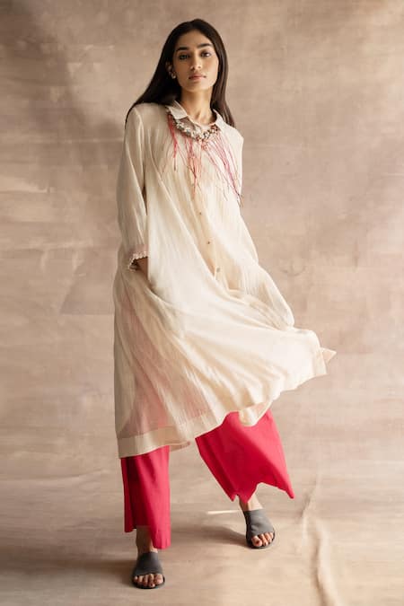 Swatti Kapoor_White Pin Stripe Chanderi Block Prints Collared Neck Ishan Kurta _Online_at_Aza_Fashions