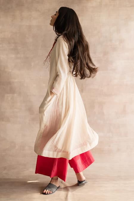 Buy_Swatti Kapoor_White Pin Stripe Chanderi Block Prints Collared Neck Ishan Kurta _Online_at_Aza_Fashions