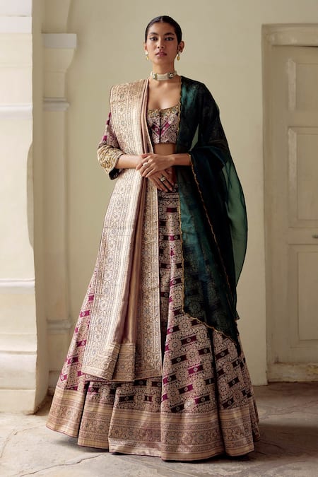 Buy Sensational Red & Royal Blue Banarasi Brocade Wedding Wear Lehenga  Choli designs online | Fashion Clothing