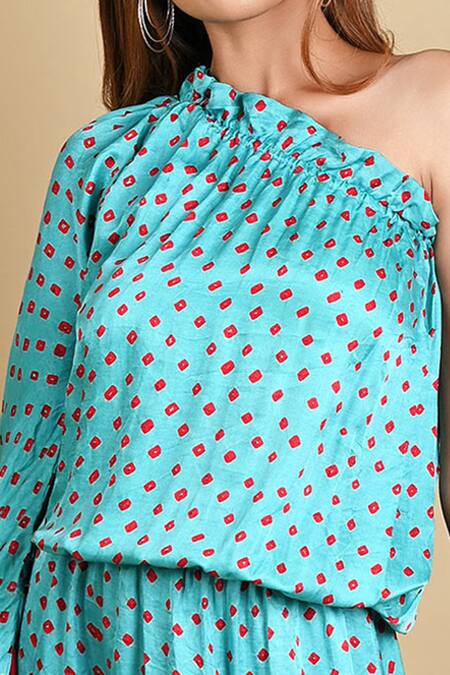 Buy Dyelogue Green Gajji Silk Bandhani One Shoulder Dress Online at Aza Fashions Buy_Dyelogue_Green Gajji Silk Bandhani One Shoulder Dress _Online_at_Aza_Fashions