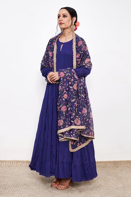 Itraake Blue Mul Printed Floral Round Anarkali Set With Dupatta