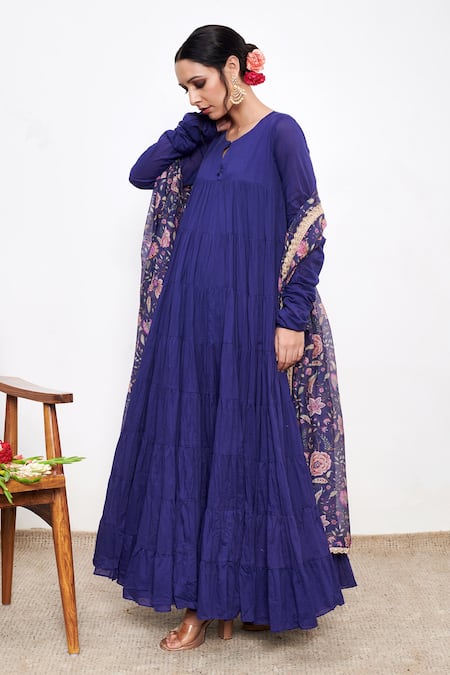 Buy Itraake Blue Mul Printed Floral Round Anarkali Set With Dupatta Online at Aza Fashions Buy_Itraake_Blue Mul Printed Floral Round Anarkali Set With Dupatta _Online_at_Aza_Fashions