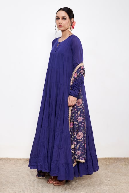Shop Itraake Blue Mul Printed Floral Round Anarkali Set With Dupatta Online at Aza Fashions Shop_Itraake_Blue Mul Printed Floral Round Anarkali Set With Dupatta _Online_at_Aza_Fashions