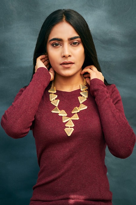 Itrana Gold Plated Geometric Carved Necklace Online at Aza Fashions Itrana_Gold Plated Geometric Carved Necklace _Online_at_Aza_Fashions