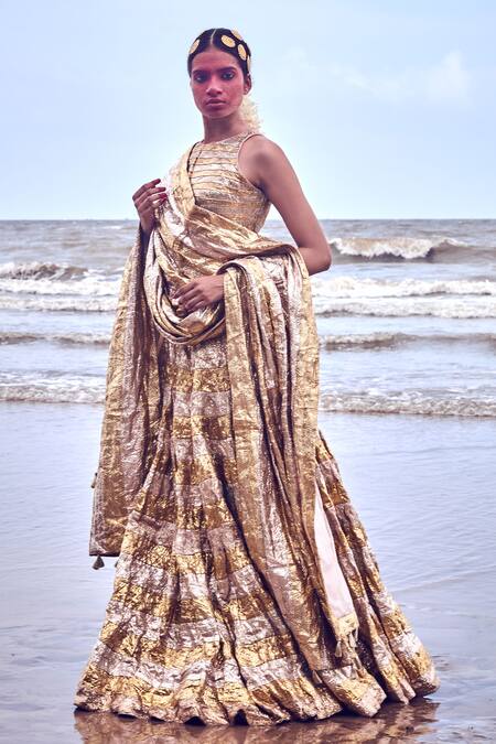 Gold Elvera Lehenga Cape Set | Bridal lehenga choli, Lehenga, Sangeet outfit