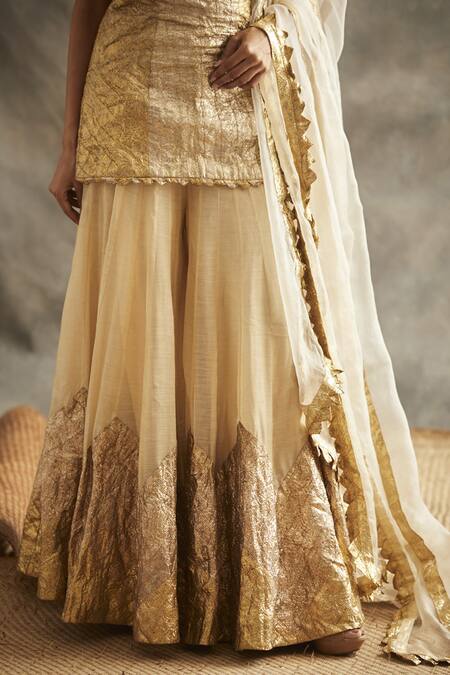 Buy Itrh Gold Cotton, Organza, Shantoon, Silk Chanderi Zari Kurta And Palazzo Set Online at Aza Fashions Buy_Itrh_Gold Cotton, Organza, Shantoon, Silk Chanderi Zari Kurta And Palazzo Set_Online_at_Aza_Fashions