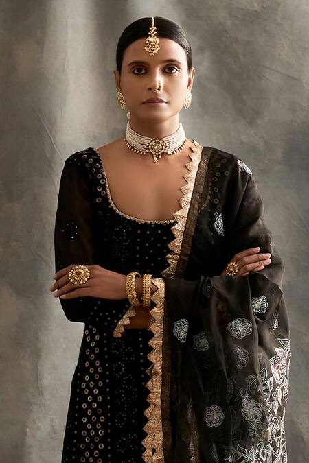 Buy_Itrh_Black Embroidered Anarkali Set_Online_at_Aza_Fashions