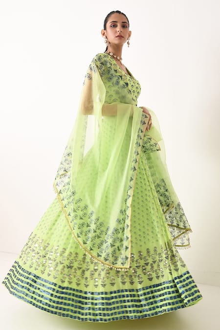 Pooja Rajgarhia Gupta_Green Organza, Georgette Leaf Neck Printed Lehenga Set _Online_at_Aza_Fashions