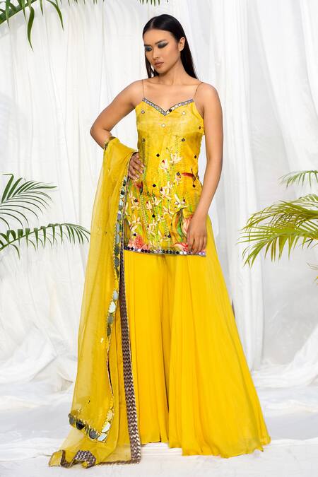 Izzumi Mehta_Yellow Organza, Crepe Leaf Neck Printed Kurta Palazzo Set_Online_at_Aza_Fashions