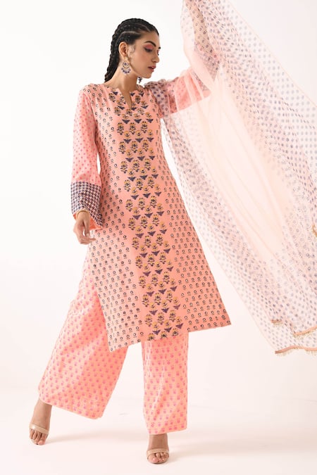 Pooja Rajgarhia Gupta Printed Kurta Set 