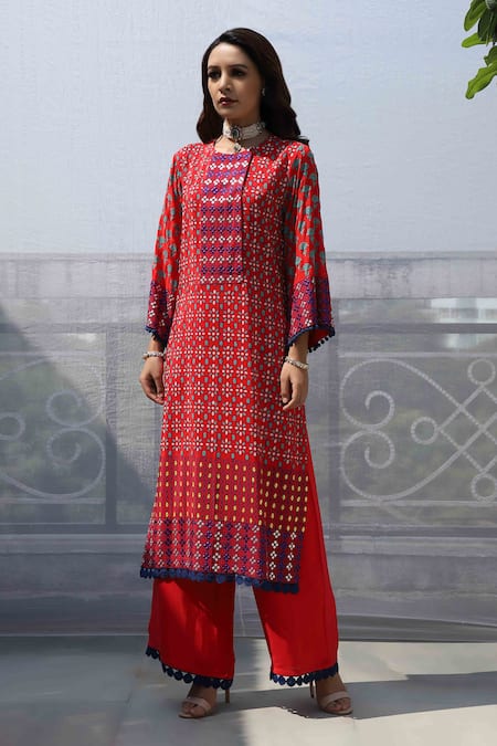 Pooja Rajgarhia Gupta Red Crepe, Georgette Floral Round Geometric Print Kurta Online at Aza Fashions Pooja Rajgarhia Gupta_Red Crepe, Georgette Floral Round Geometric Print Kurta _Online_at_Aza_Fashions